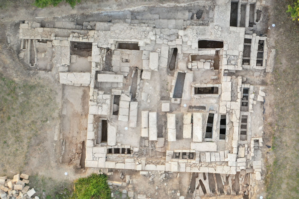 C01C   St Emilion   20260127   Site   600W 400H