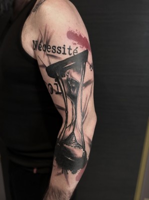 tatouage trashpolka sablier 02