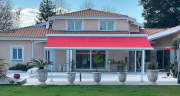 https://www.waibe.fr/sites/storeland/medias/images/__HIDDEN__galerie_2/store_double_pente_1.png