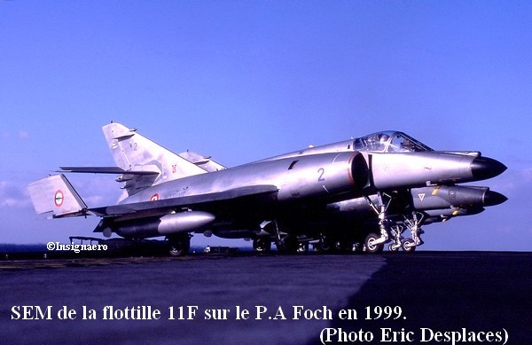 Deux SEM de la 11F sur le Foch en 1999