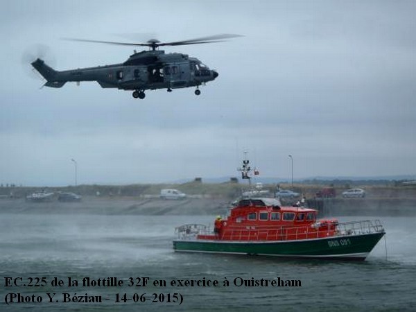 Helicoptere EC.225 de la 32F le 14 juin 2015