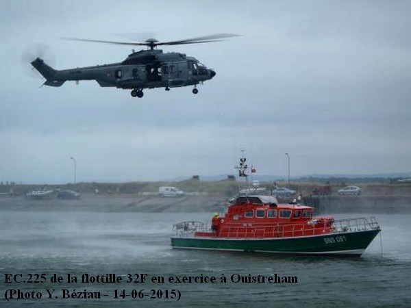 Helicoptere EC.225 de la 32F le 14 juin 2015