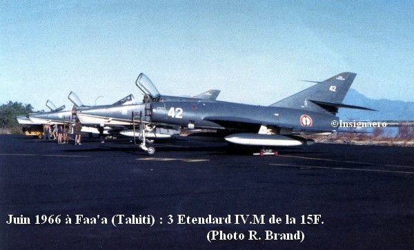 Juin 1966 a Faa a. 3 Etendard IV.M de la 15F