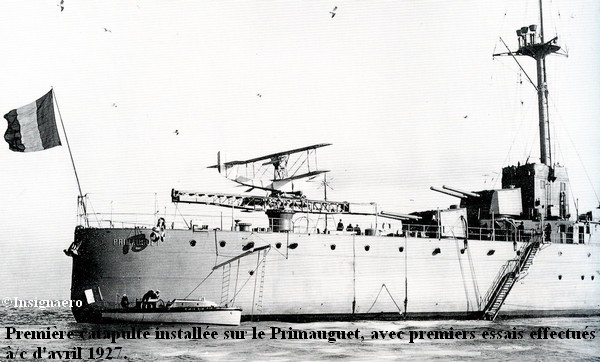 Primauguet sa premiere catapulte