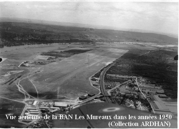 Vue aerienne de la BAN Les Mureaux 1