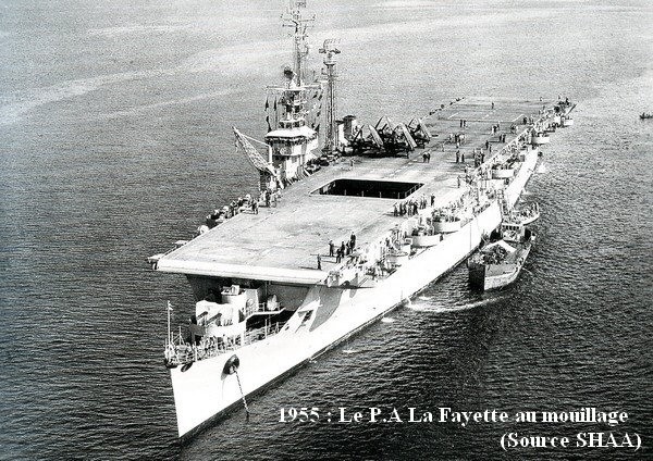 1955 le LAfayette au mouillage