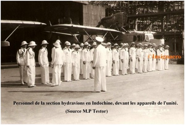 Cat Lai. Inspection du personnel de la section hydravions en Indochine