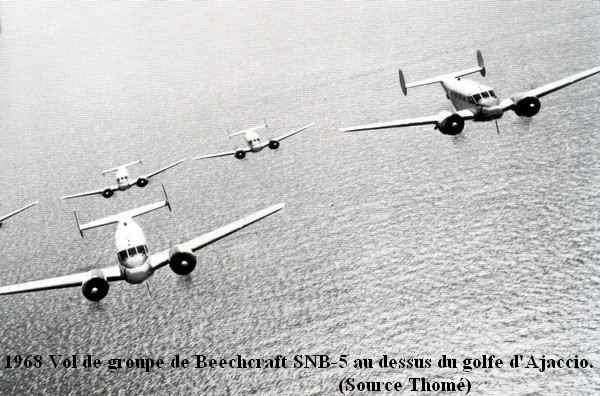 Vol de groupe de Beech a la 55S Aspretto