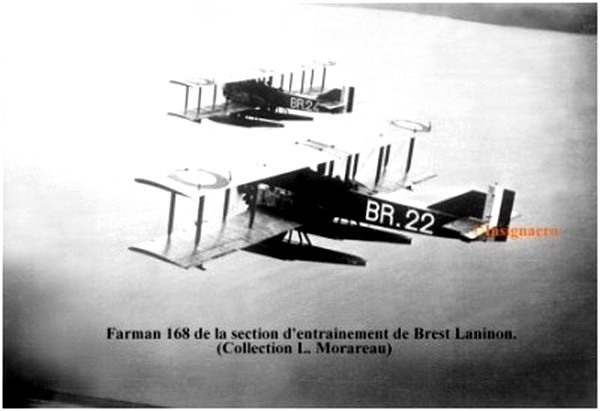 Farman 168 de la section entrainement bretonne