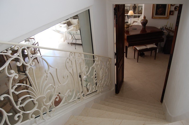 2  escalier porte protection bebes